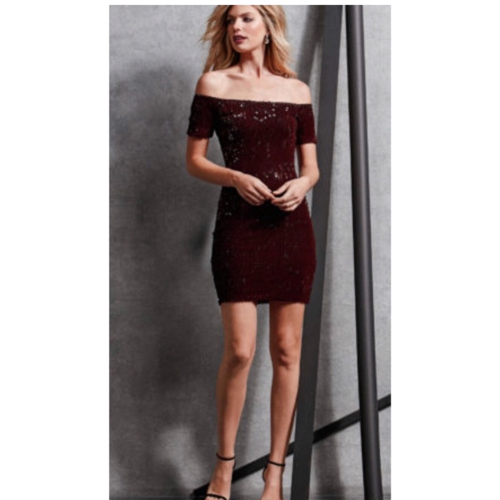 Dress The Population Larissa Velvet Sequin Dress Size Small